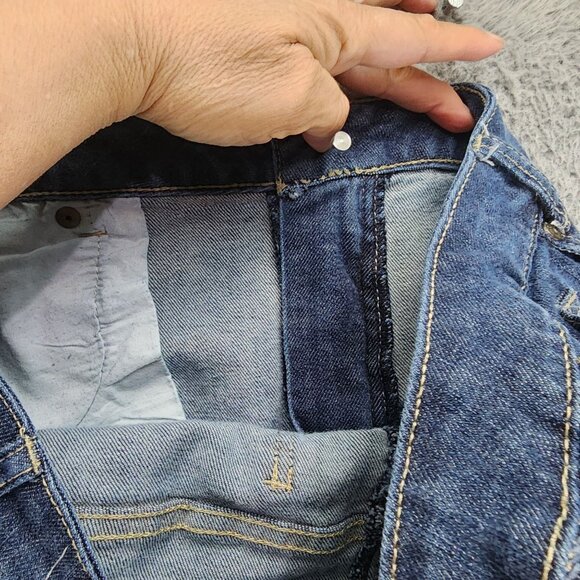 Cato Shorts Womens 18 Blue Stretch Mid Rise Denim Jean *GUC* - Picture 10 of 13